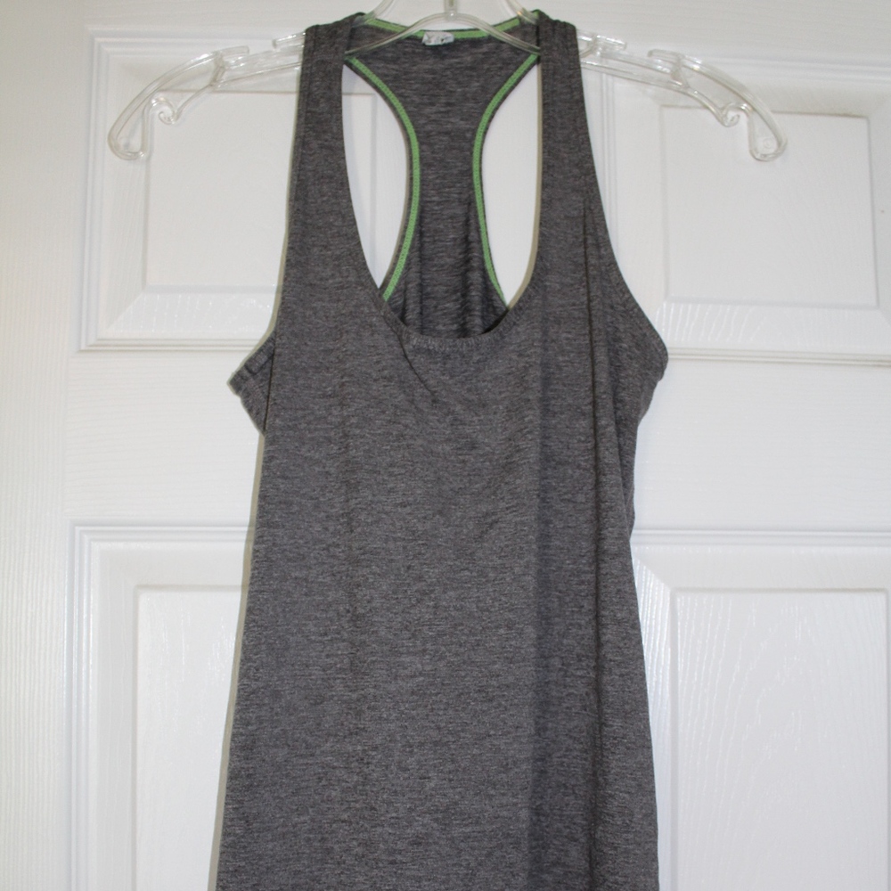 Xersion grey workout tank